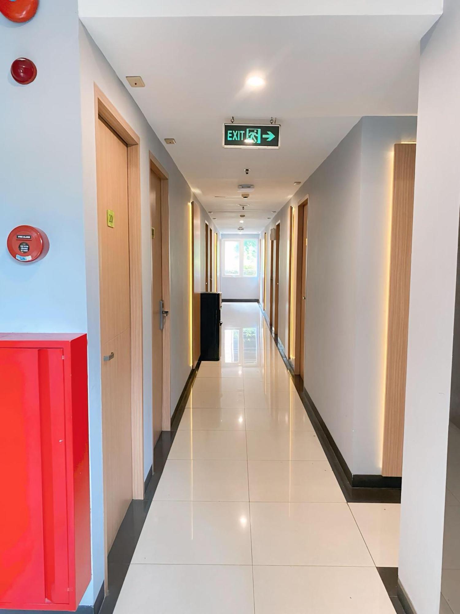 Studio One Thamrin Hotel จาการ์ตา ภายนอก รูปภาพ