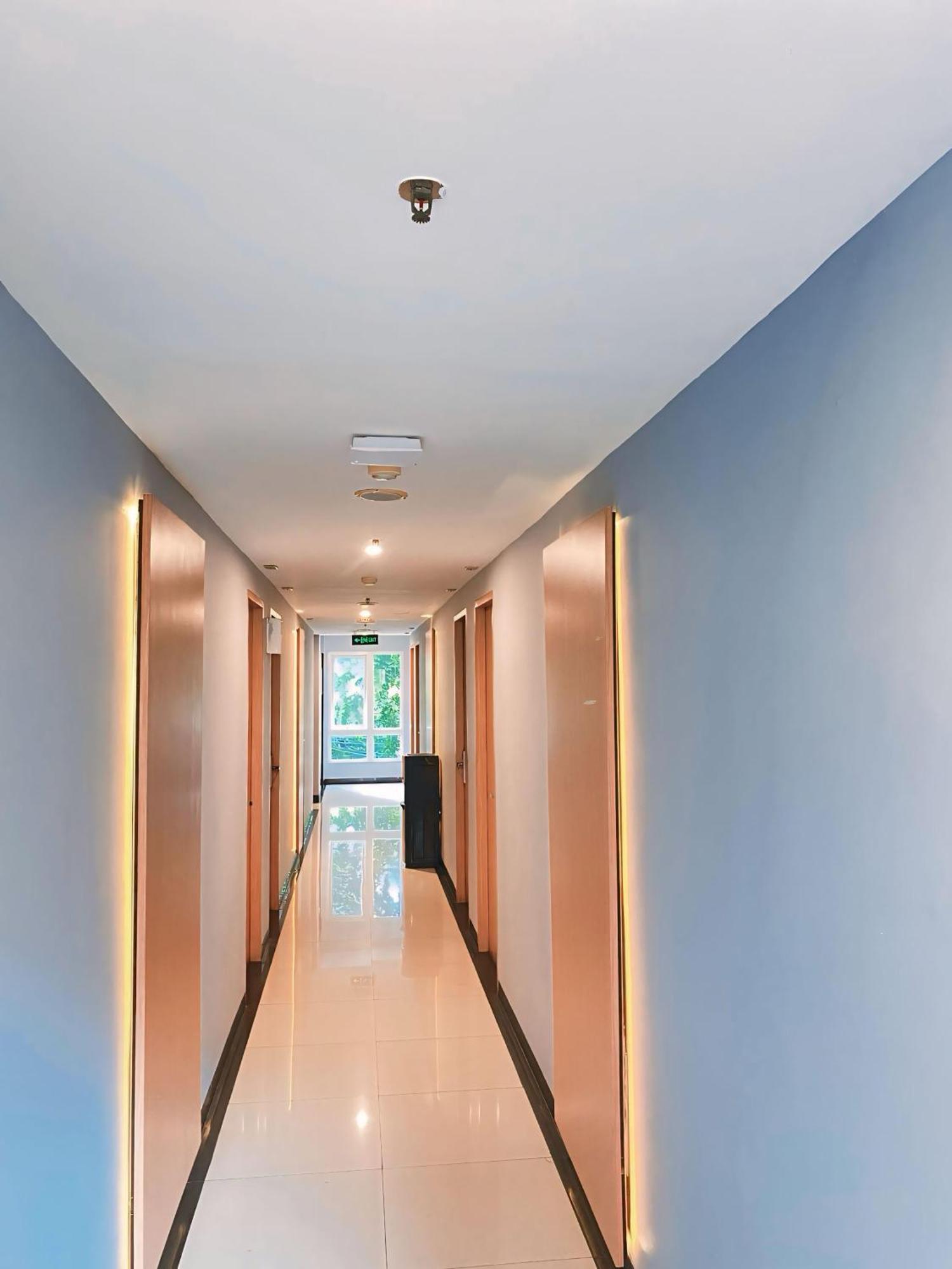 Studio One Thamrin Hotel จาการ์ตา ภายนอก รูปภาพ
