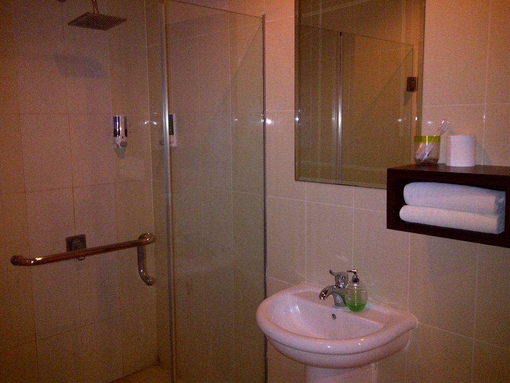 Studio One Thamrin Hotel จาการ์ตา ภายนอก รูปภาพ